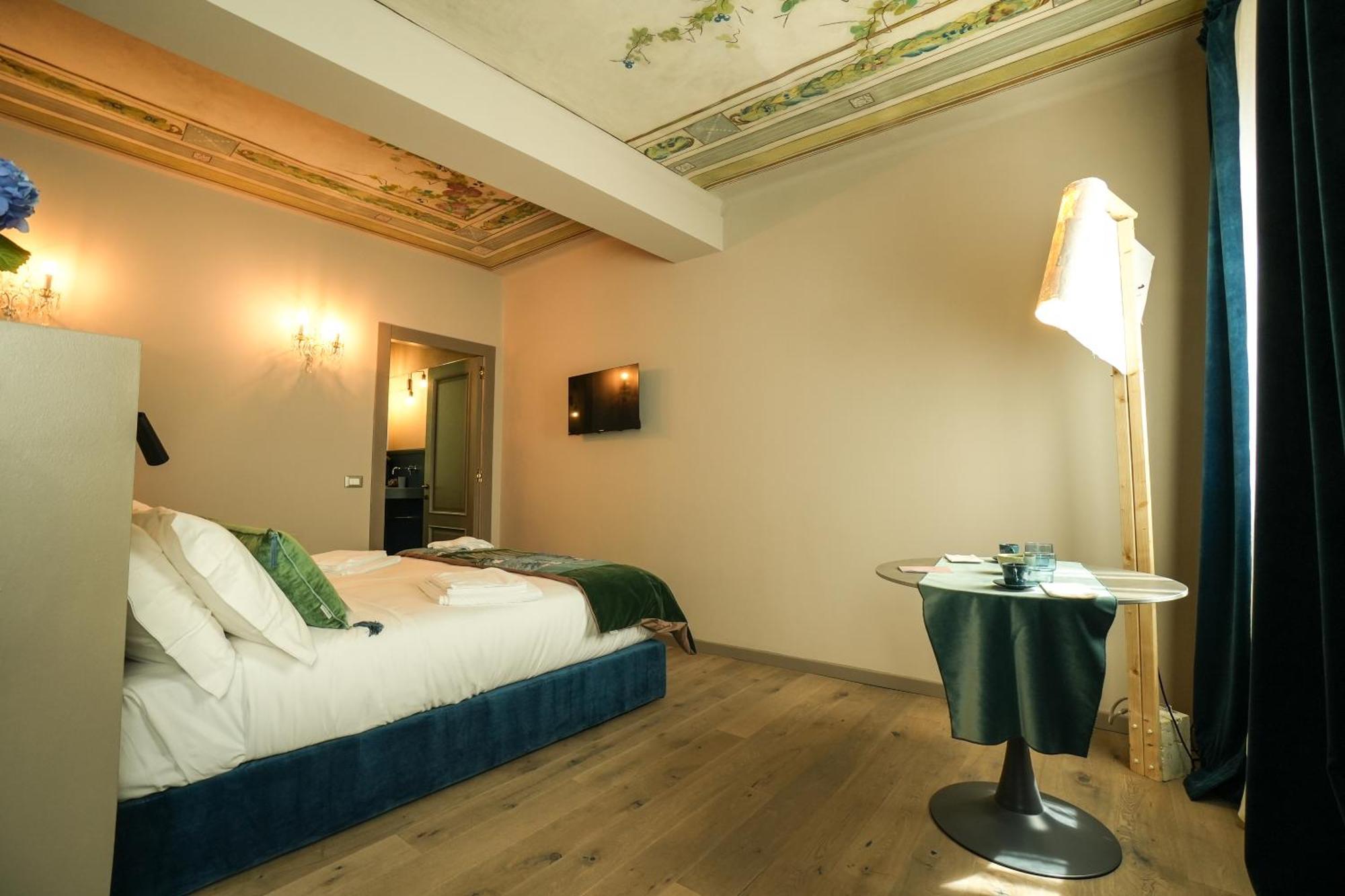 Sant'Eufemia 30 Bed & Breakfast Modena Bagian luar foto