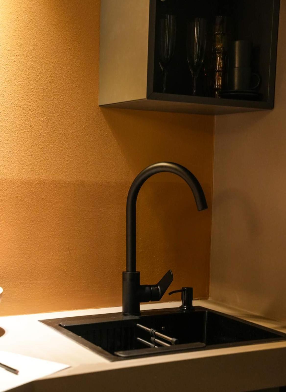 Sant'Eufemia 30 Bed & Breakfast Modena Bagian luar foto